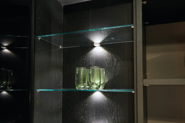 Clip-on glass-shelf lighting Up + Down Glass clip